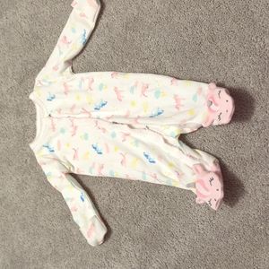 Nwot Carter's newborn onesie